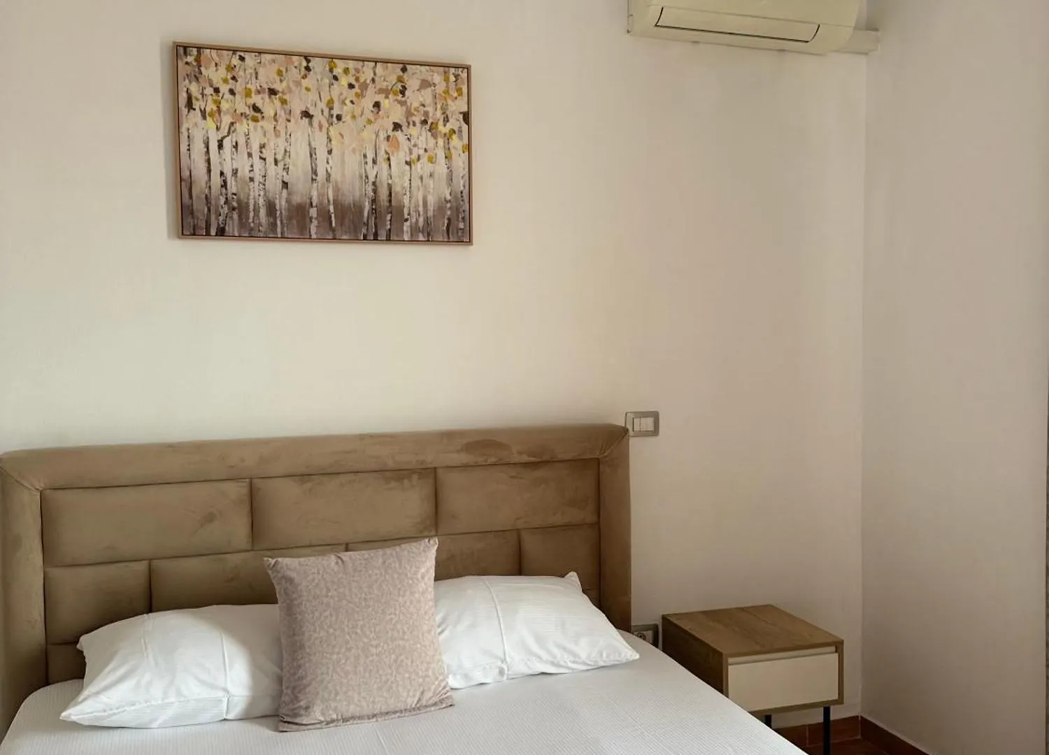 Guesthouse Cami Дуррес 0*,  Албания